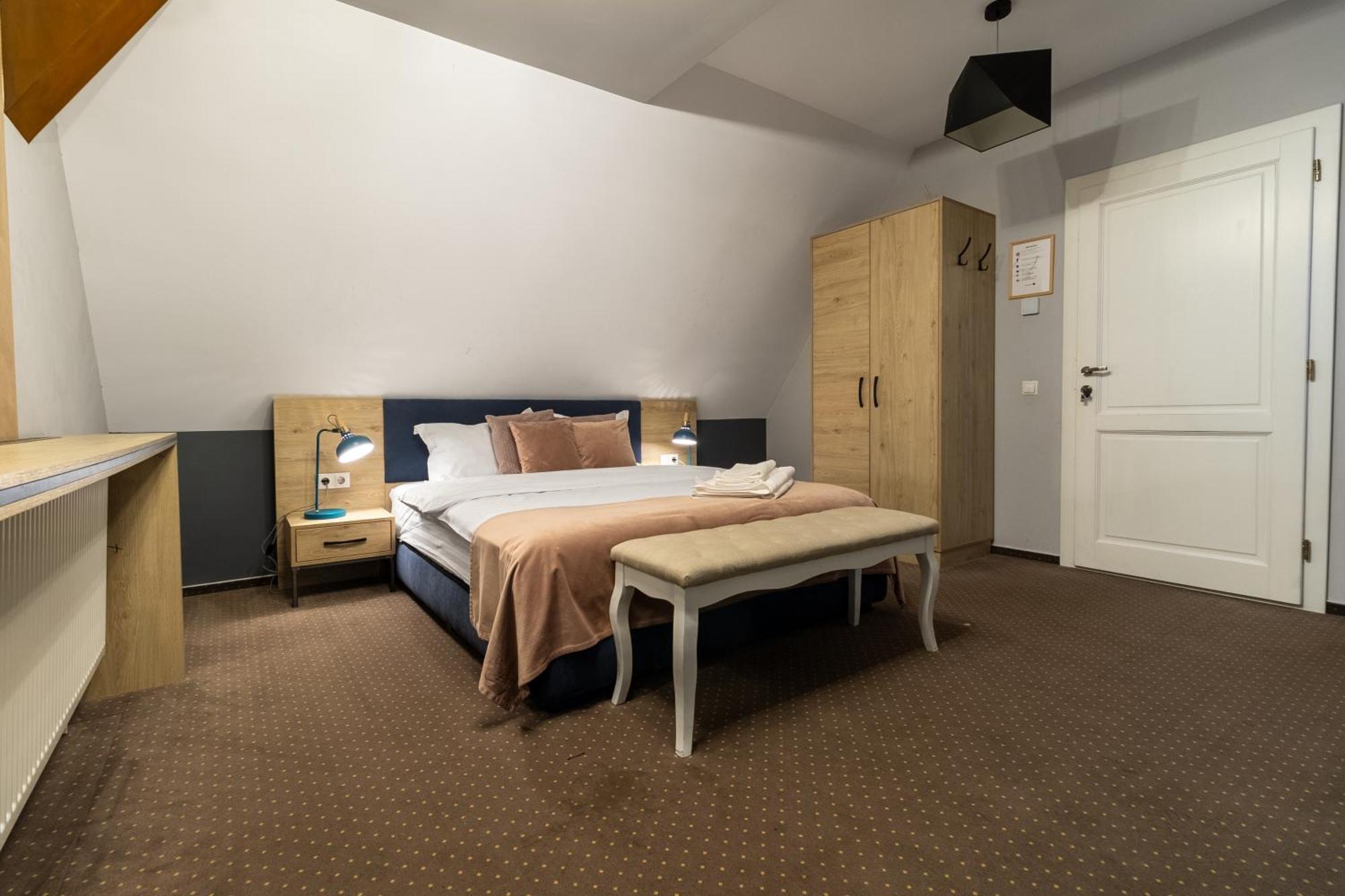Hotel Lumiere House Sybin Zewnętrze zdjęcie