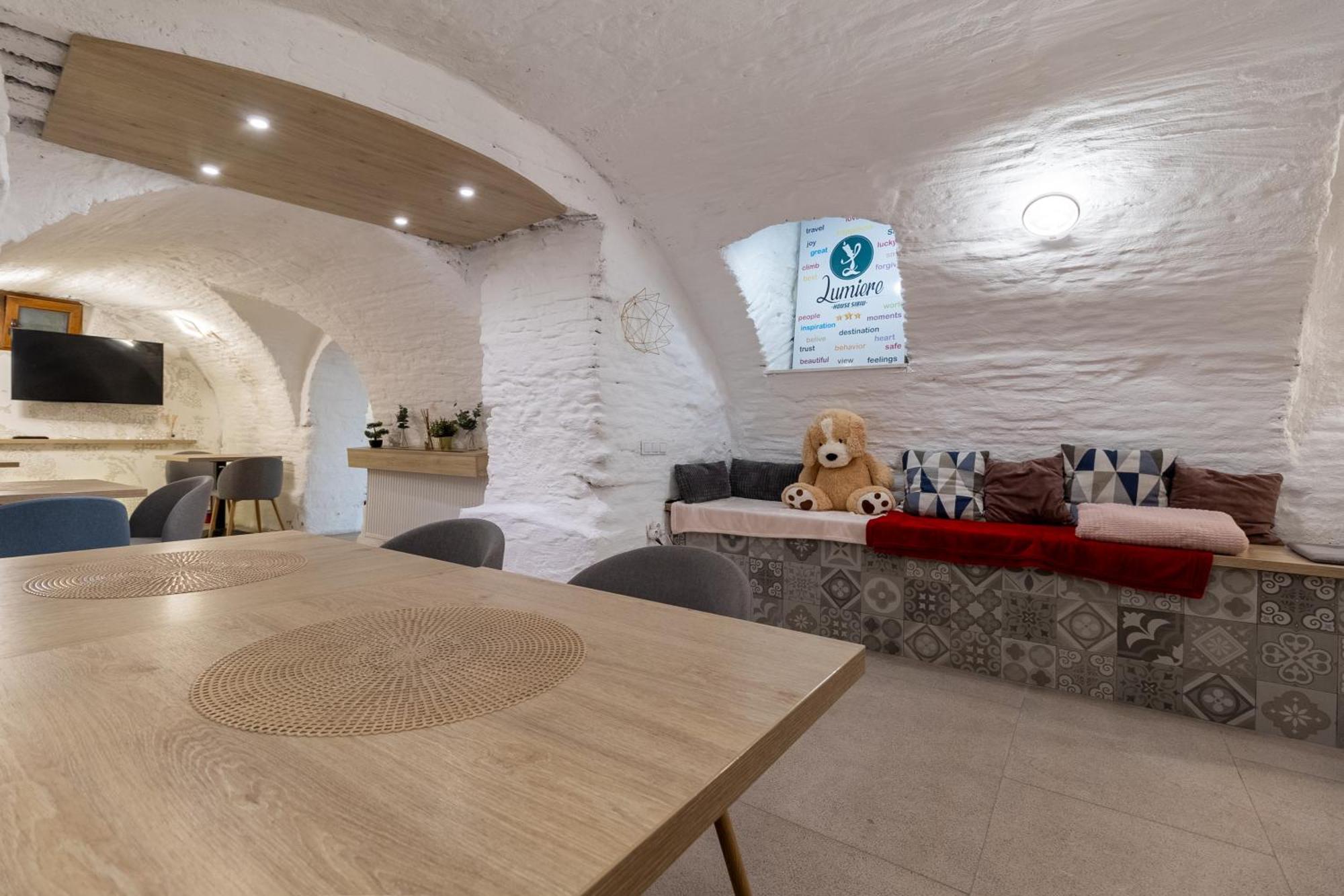 Hotel Lumiere House Sybin Zewnętrze zdjęcie