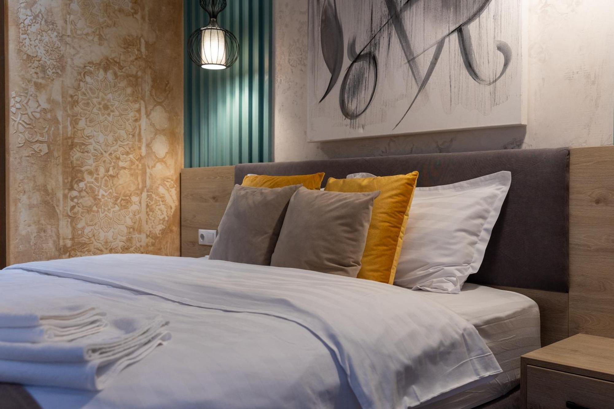 Hotel Lumiere House Sybin Zewnętrze zdjęcie