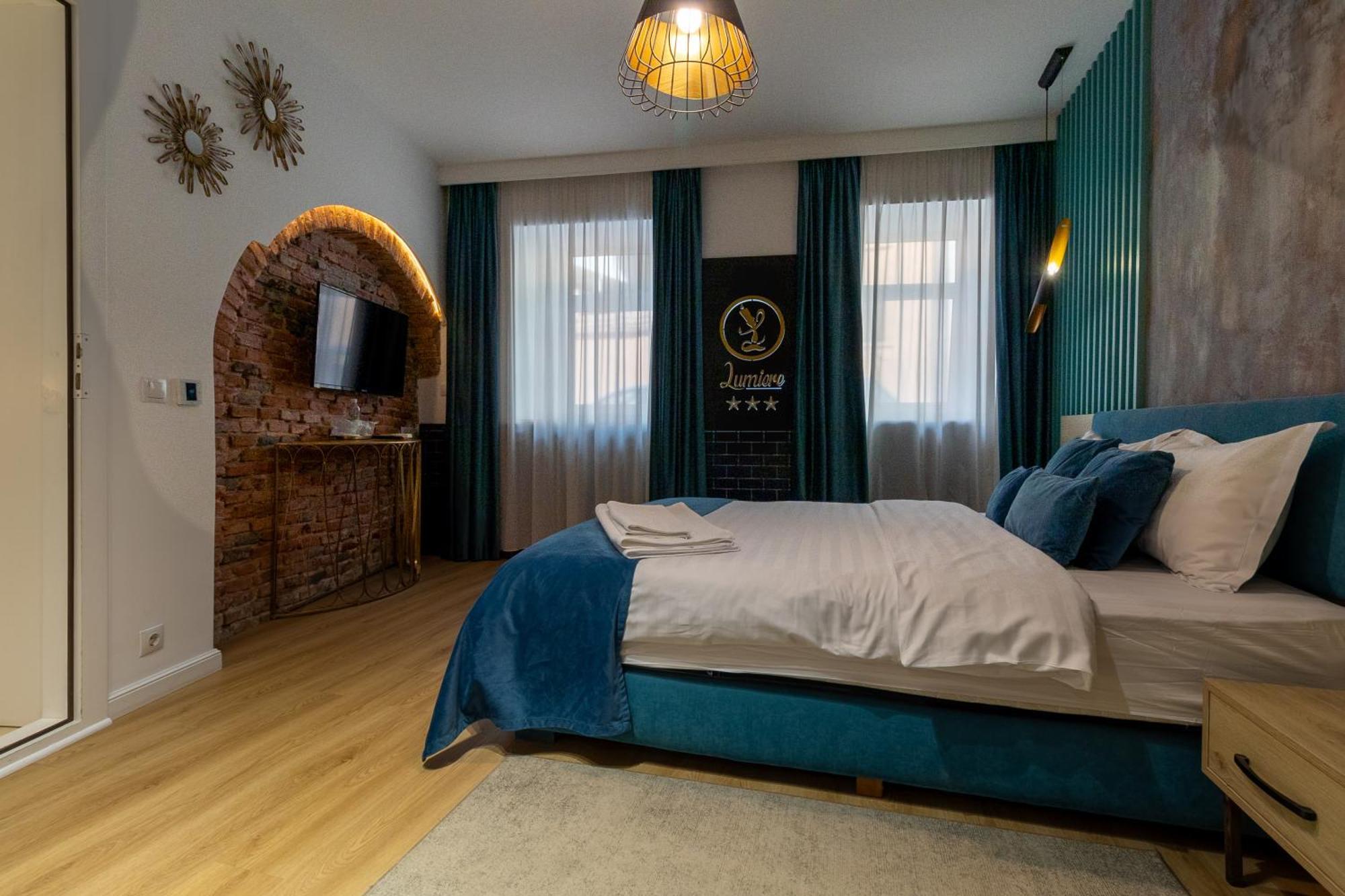 Hotel Lumiere House Sybin Zewnętrze zdjęcie