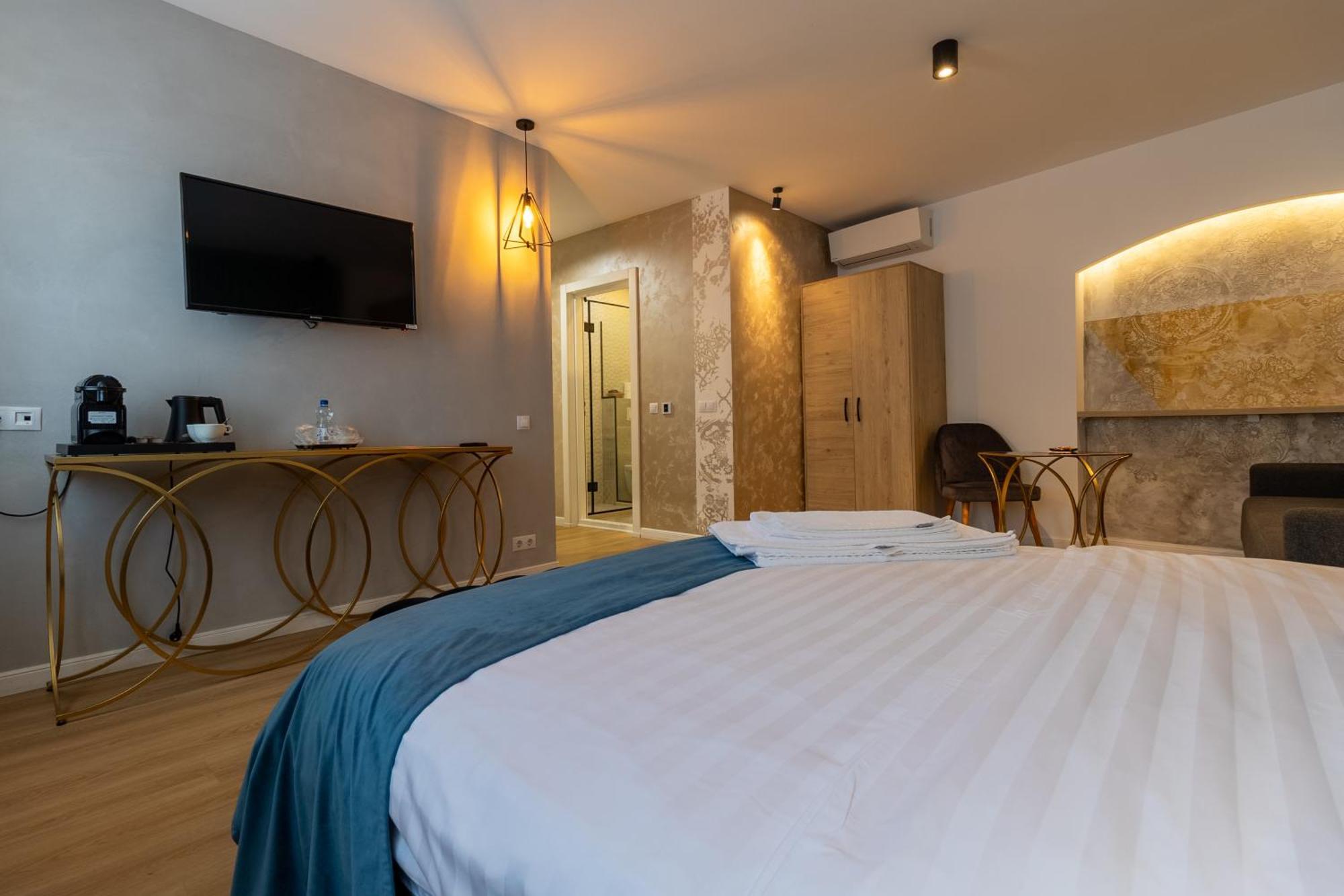 Hotel Lumiere House Sybin Zewnętrze zdjęcie
