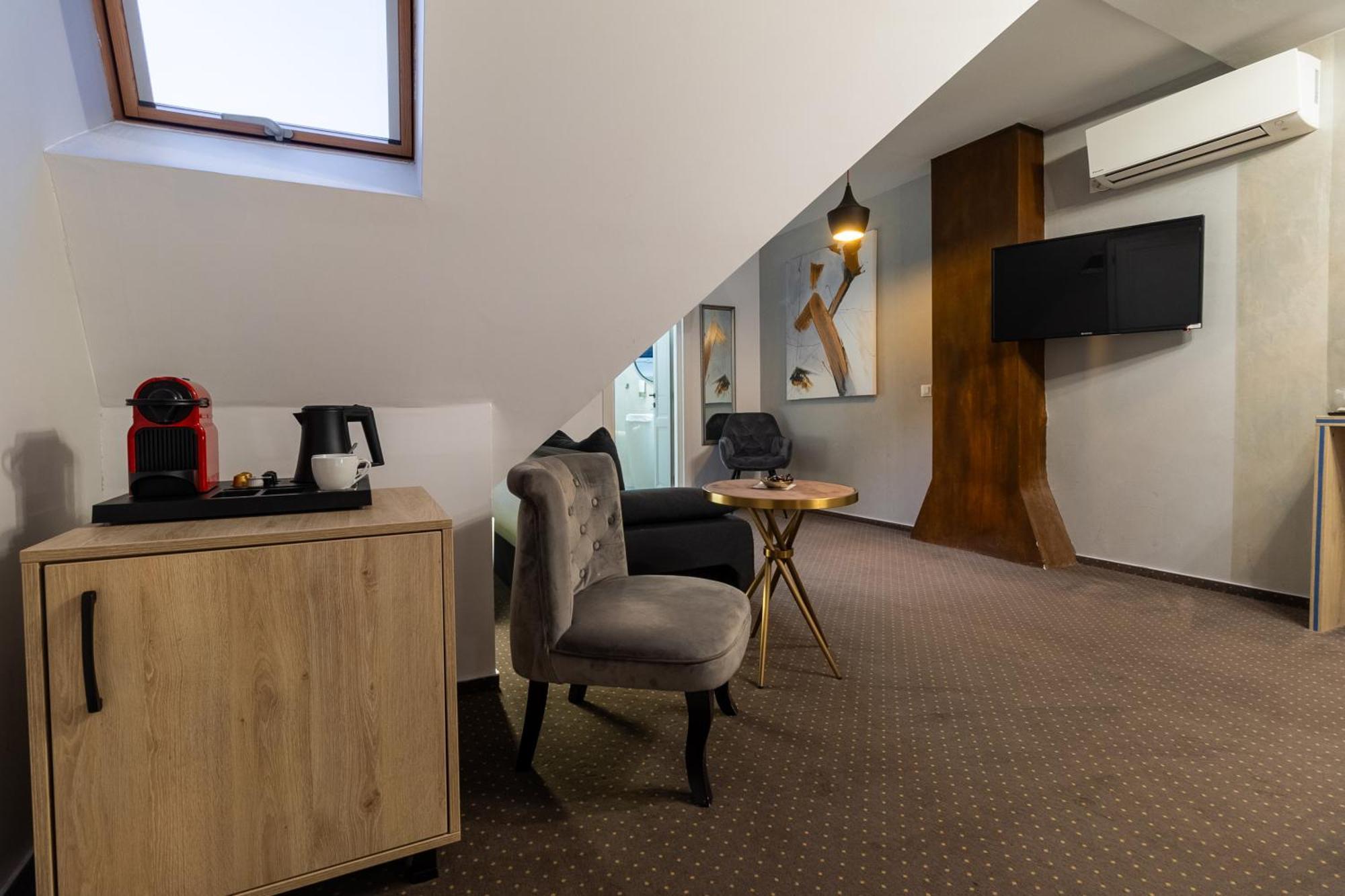 Hotel Lumiere House Sybin Zewnętrze zdjęcie